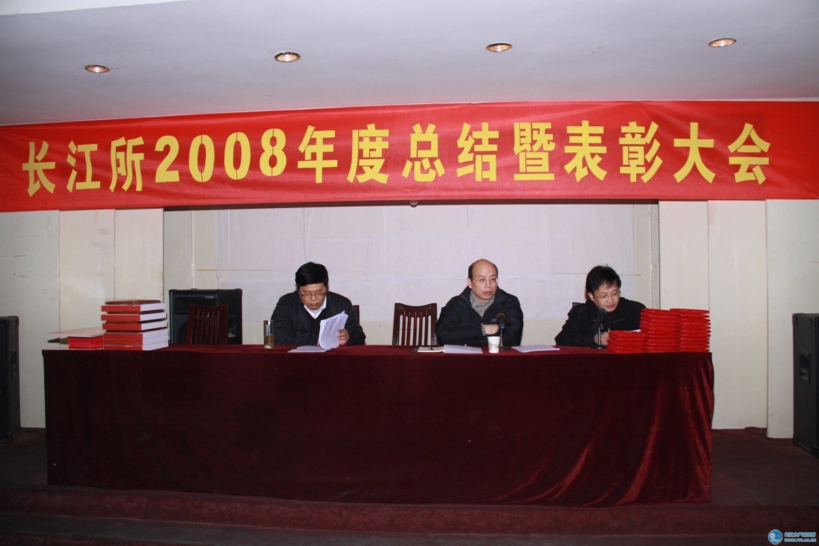点击放大